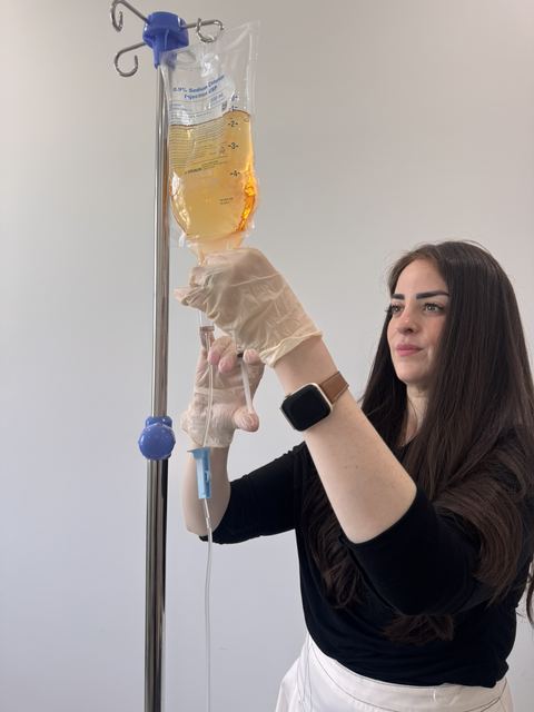 Preparing the IV line